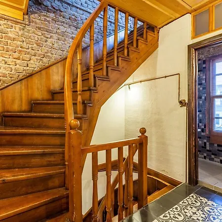 Historic House Surrounded By Popular Landmarks Of Golden Horn In Balat Апартаменты Стамбул