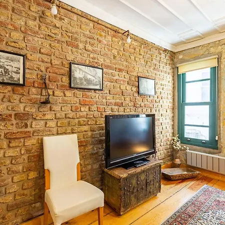 Historic House Surrounded By Popular Landmarks Of Golden Horn In Balat *